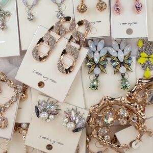 Best in Jewelry & Accessories Posh Party 2pm PST
Jan 8, 2026